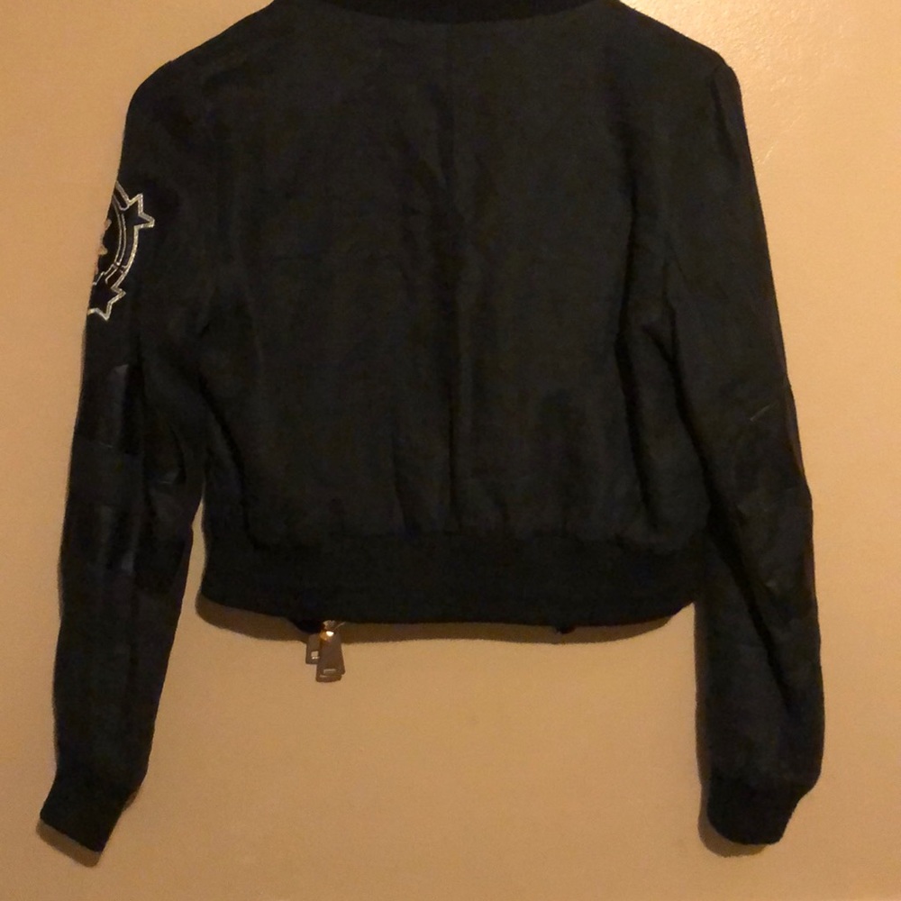 Jacket - Picture 3 of 5